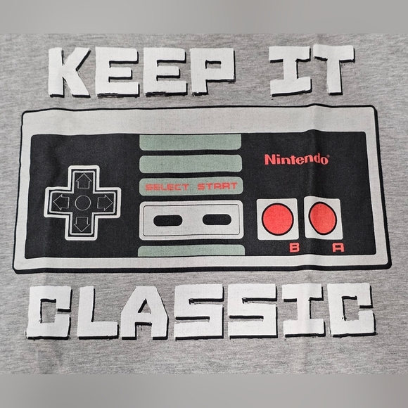 Graphic Men's Nintendo Gray Classic Controller T-Shirt. Size XL. New In Plastic - Picture 2 of 2